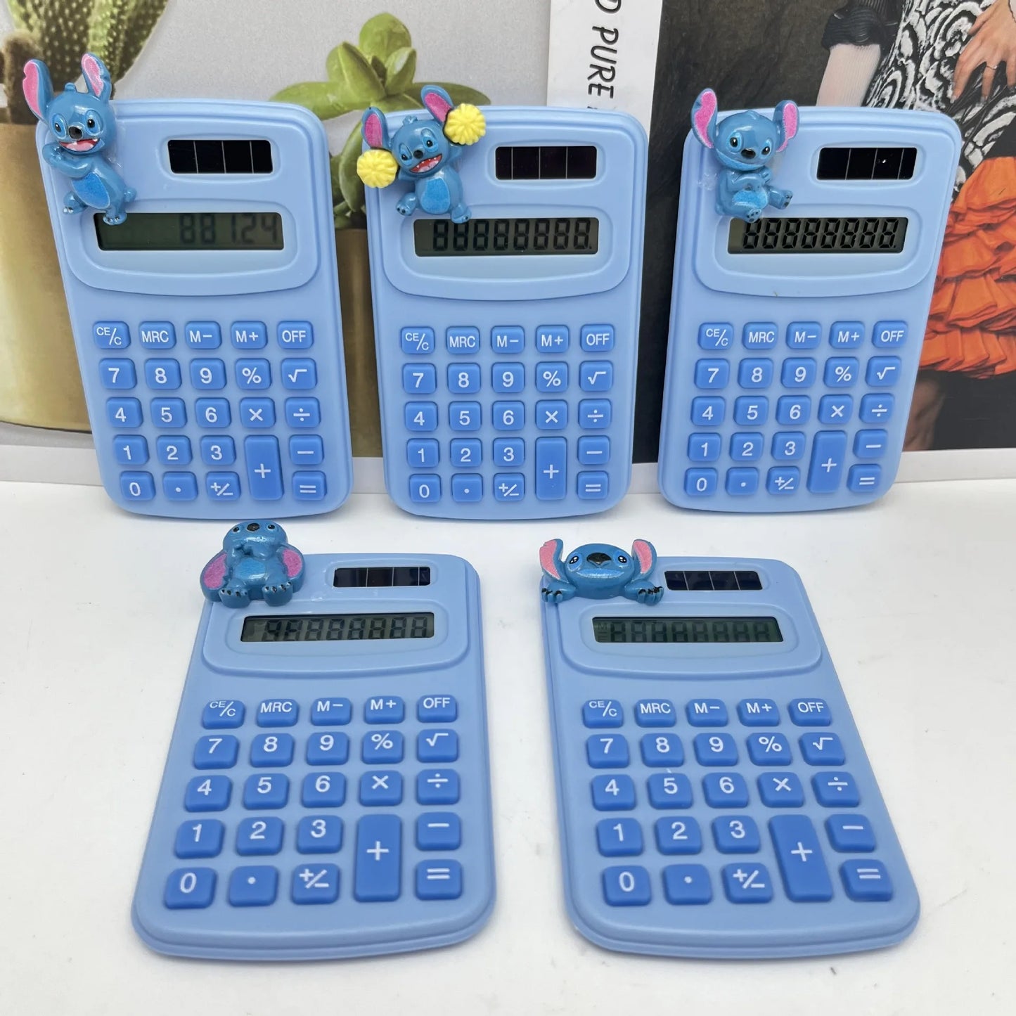 Tragbarer Solarantrieb Taschenrechner von Stitch praktisch für Schule und Büro🥰