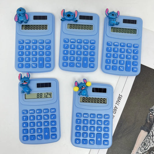 Tragbarer Solarantrieb Taschenrechner von Stitch praktisch für Schule und Büro🥰